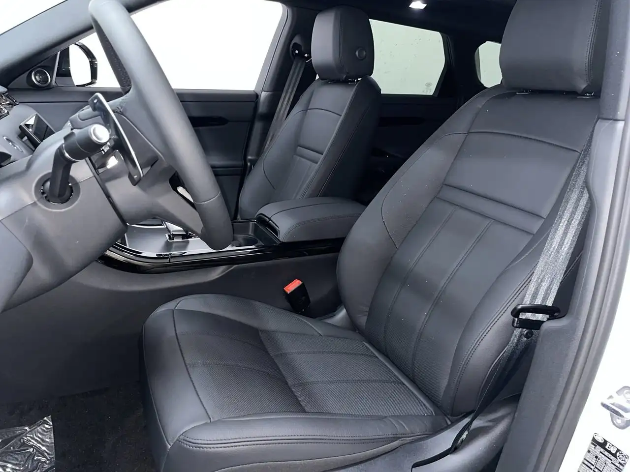 Land Rover Range Rover Evoque - Image 19