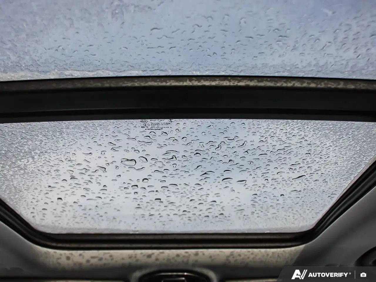 Jeep Grand Cherokee - Image 26