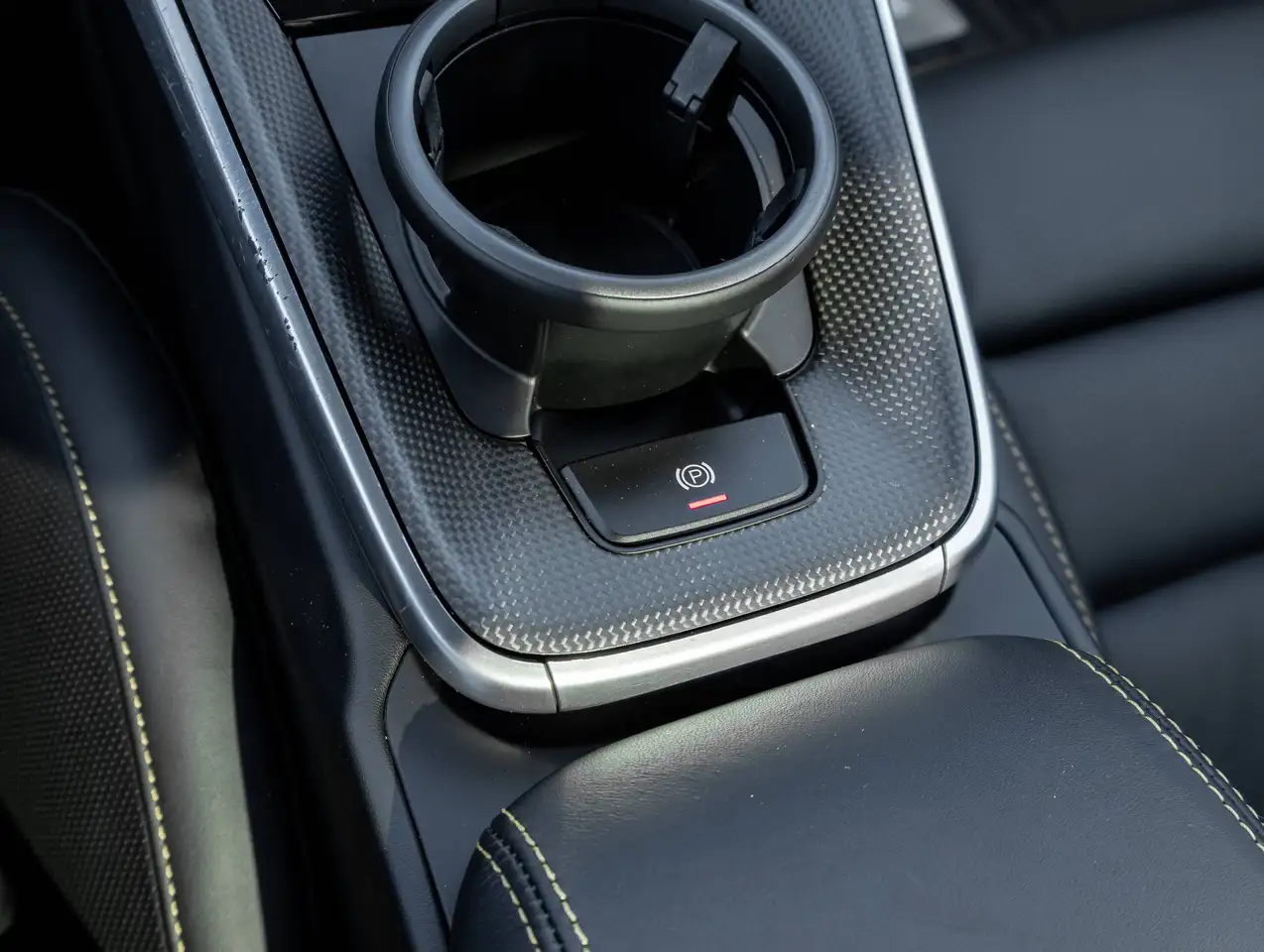 Porsche 911 - Image 36