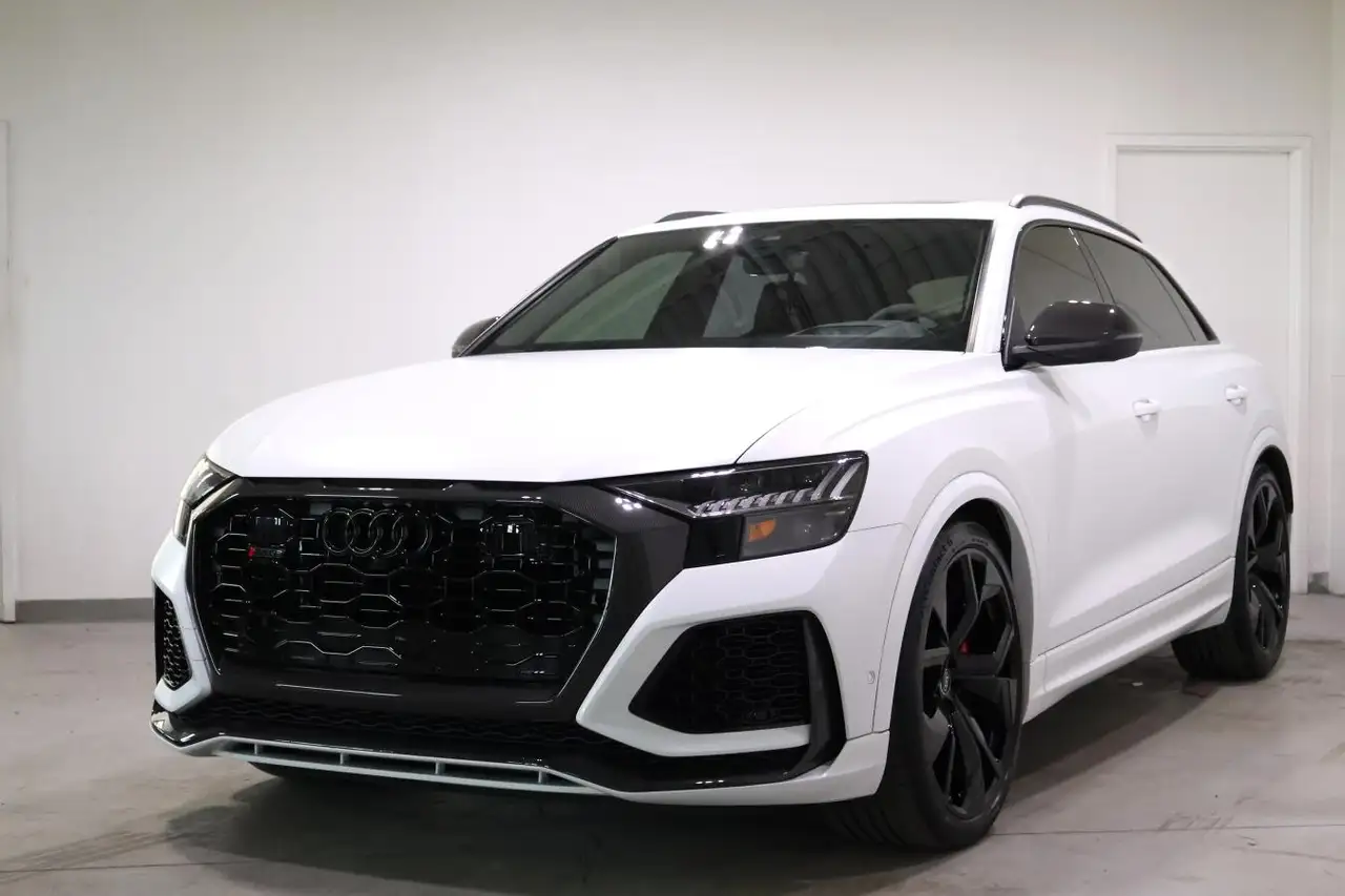 Audi RS Q8 - Image 2