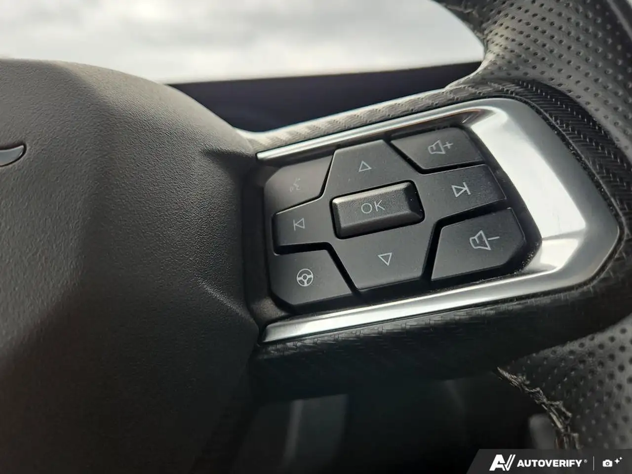 Ford Mustang - Image 16