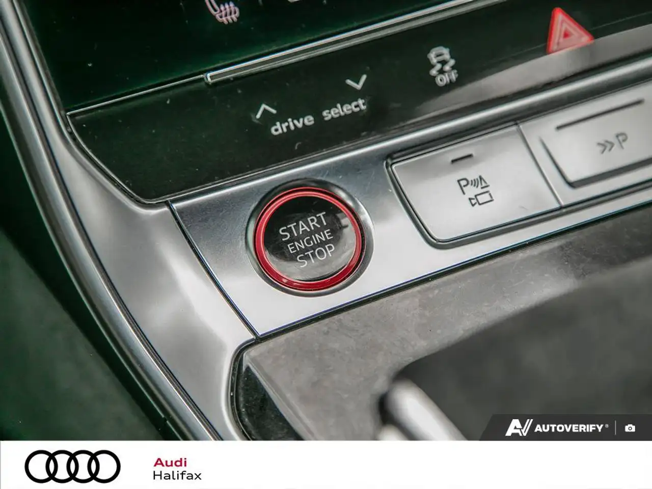 Audi RS6 - Image 32