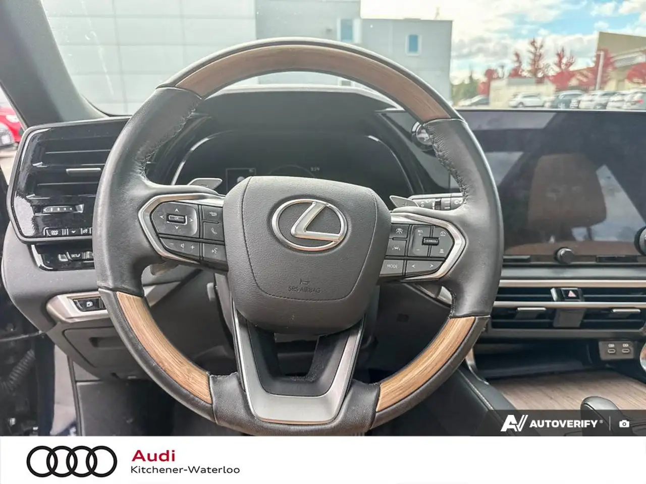 Lexus RX - Image 11