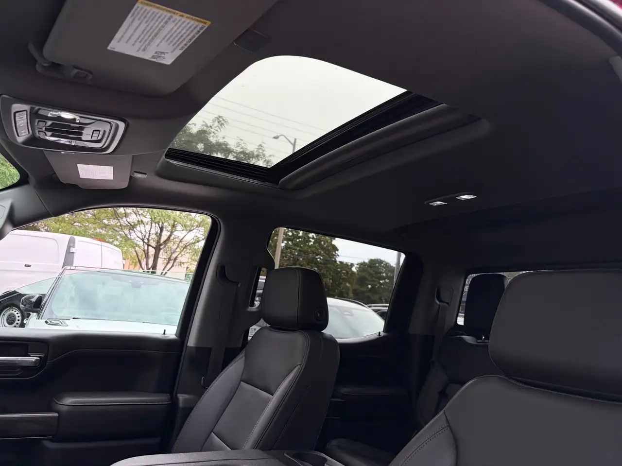 Chevrolet Silverado 1500 - Image 3