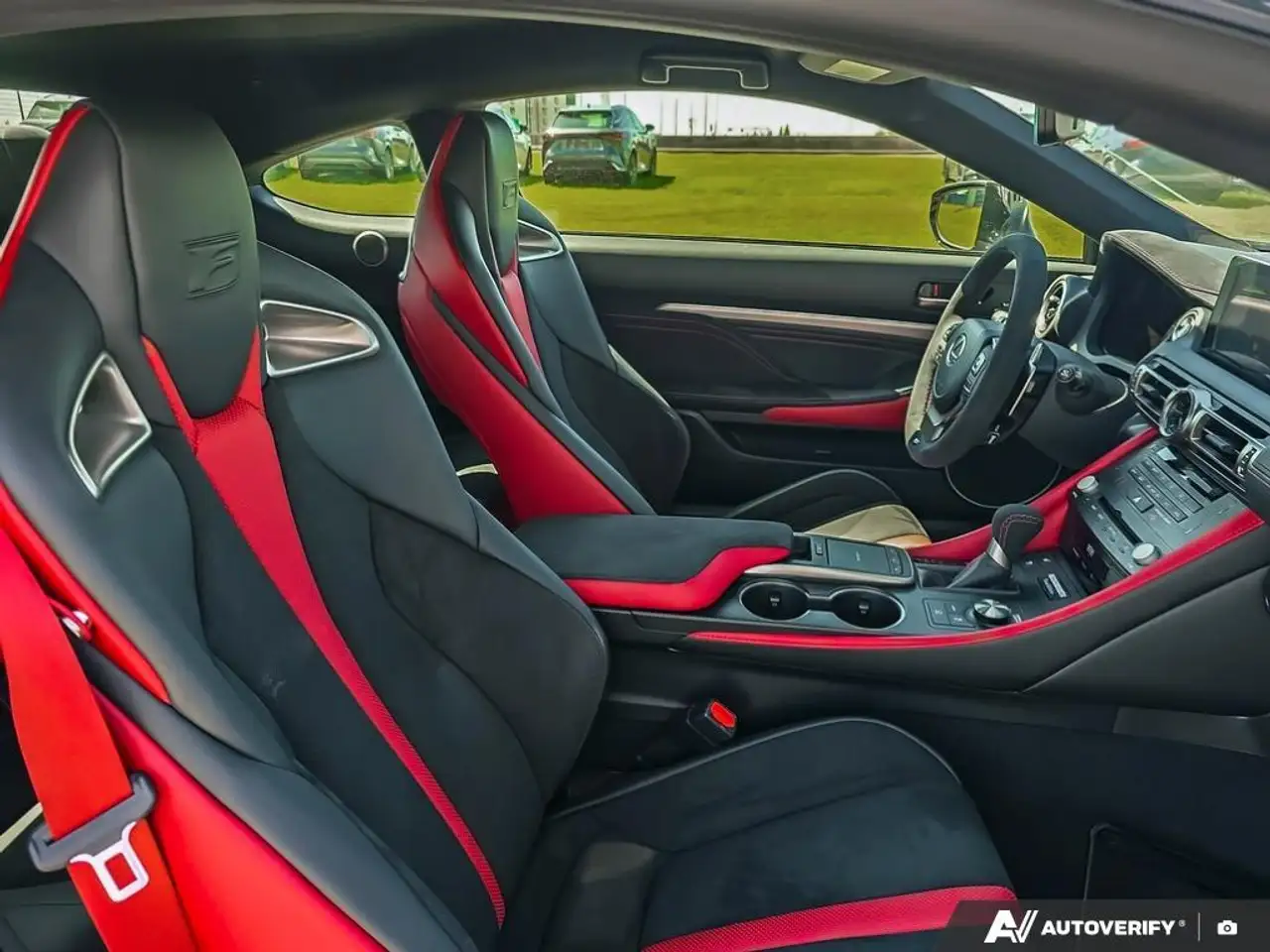 Lexus RC F - Image 22