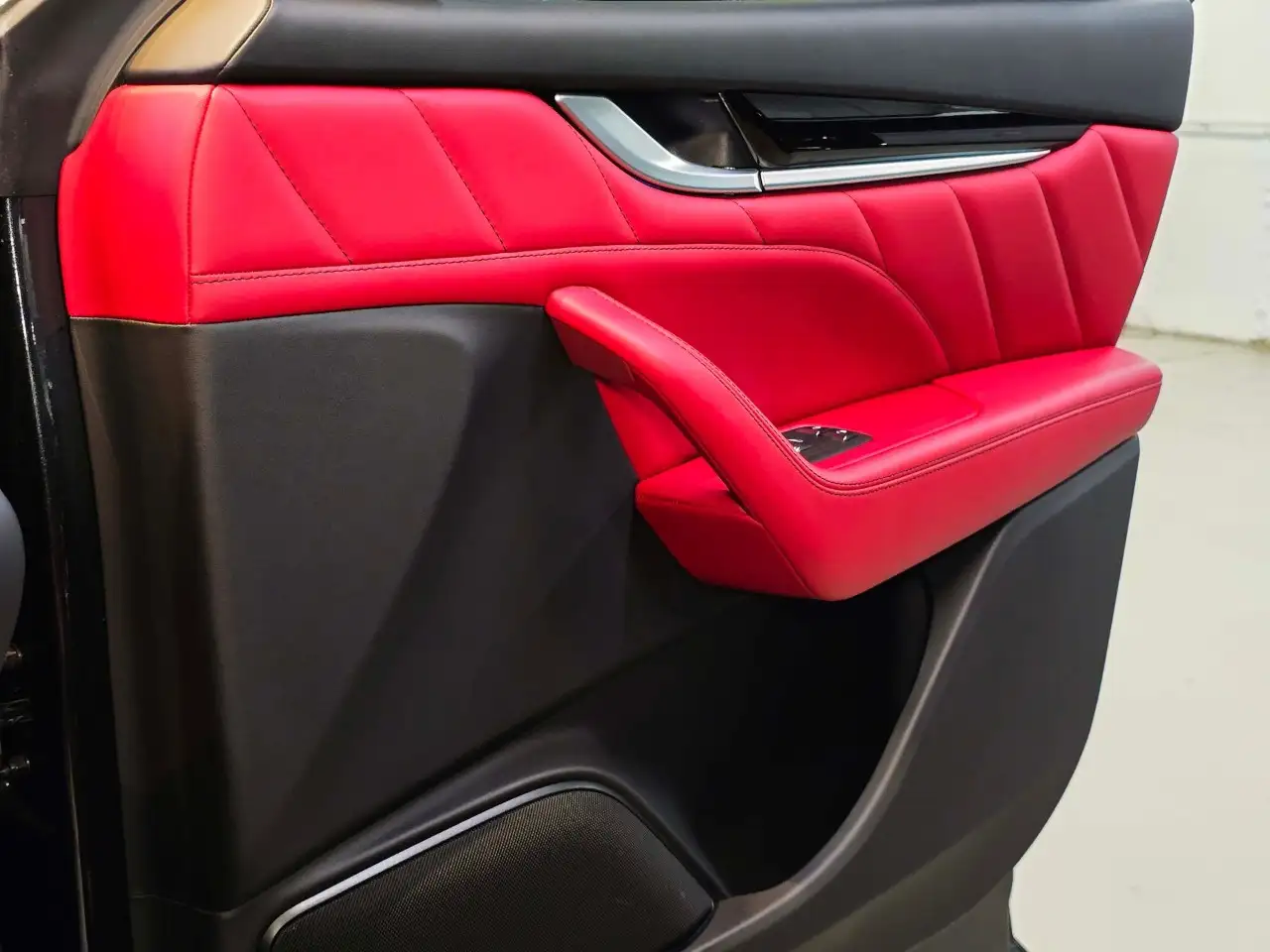 Maserati Levante - Image 38