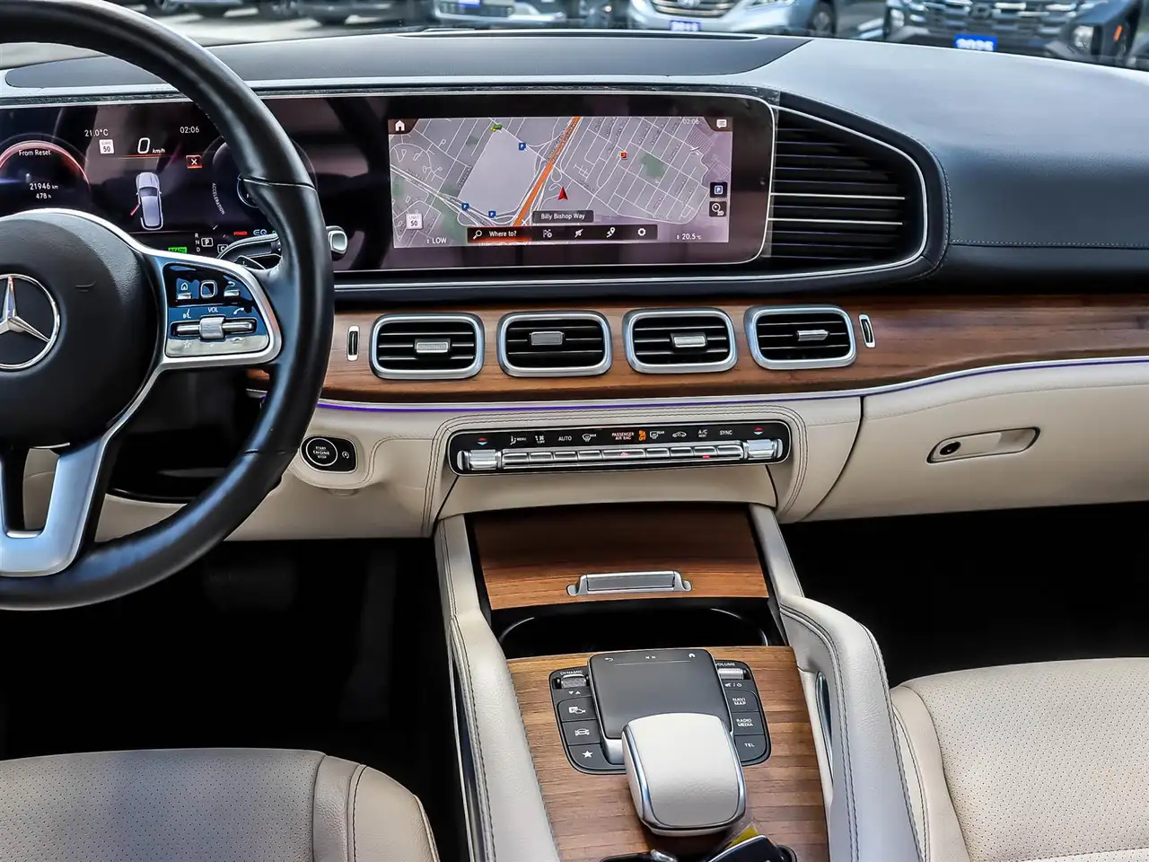 Mercedes-Benz GLE - Image 11