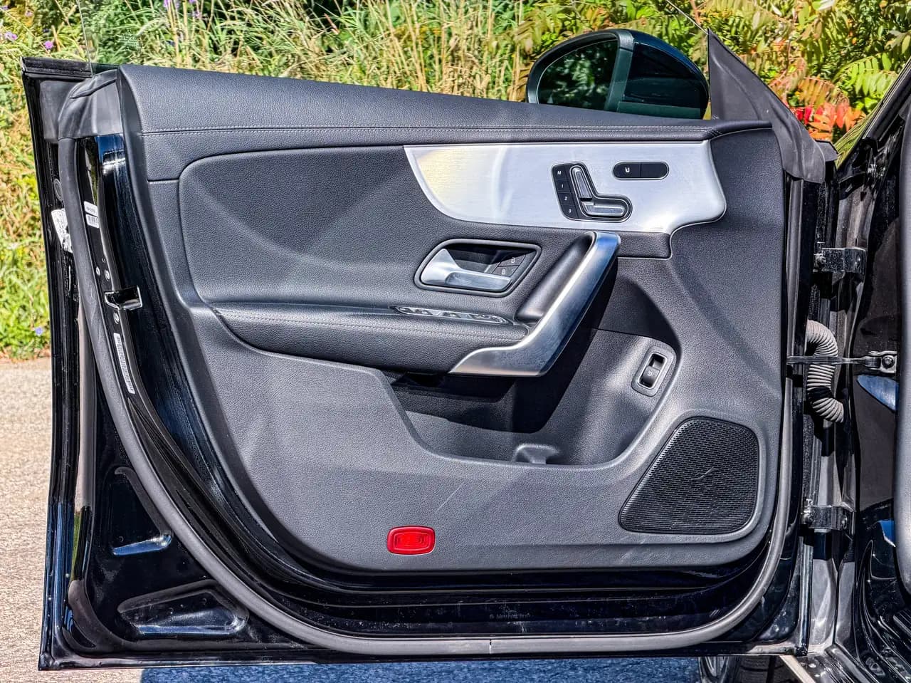 Mercedes-Benz CLA - Image 40