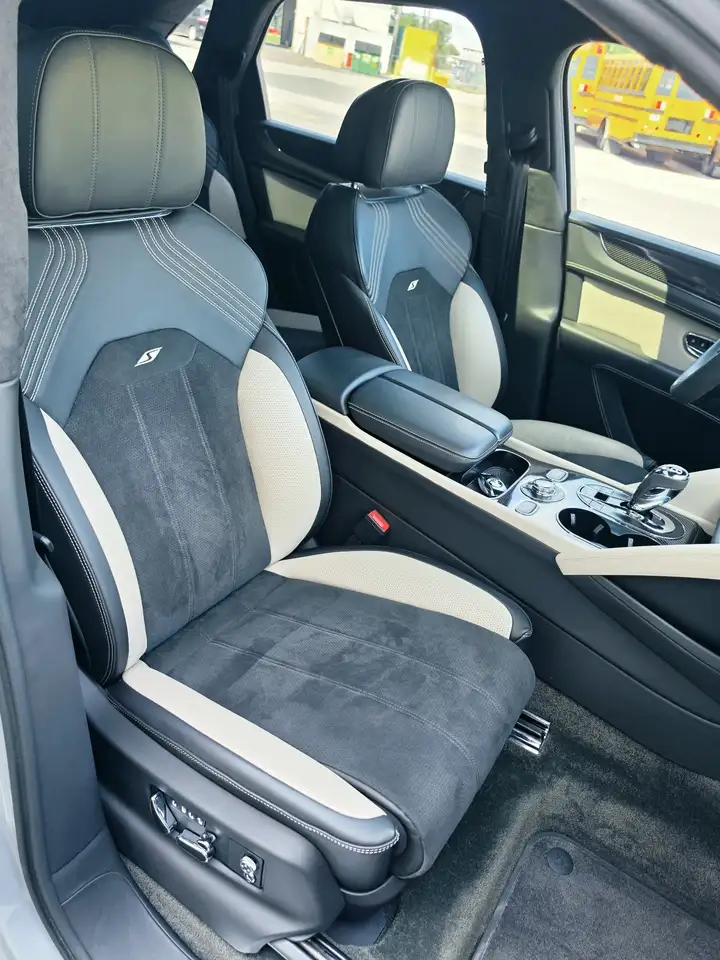 Bentley Bentayga - Image 8