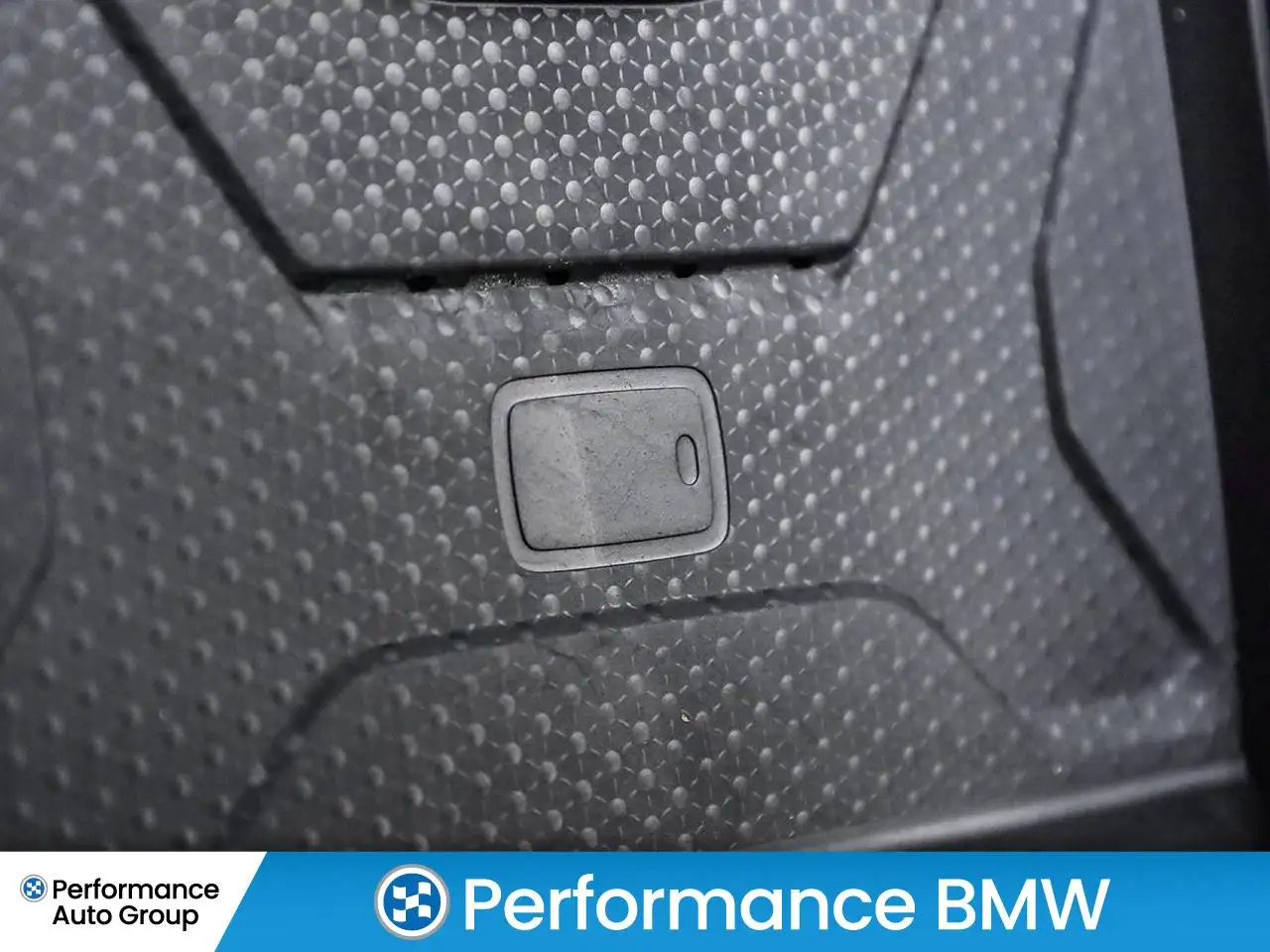 BMW iX - Image 26