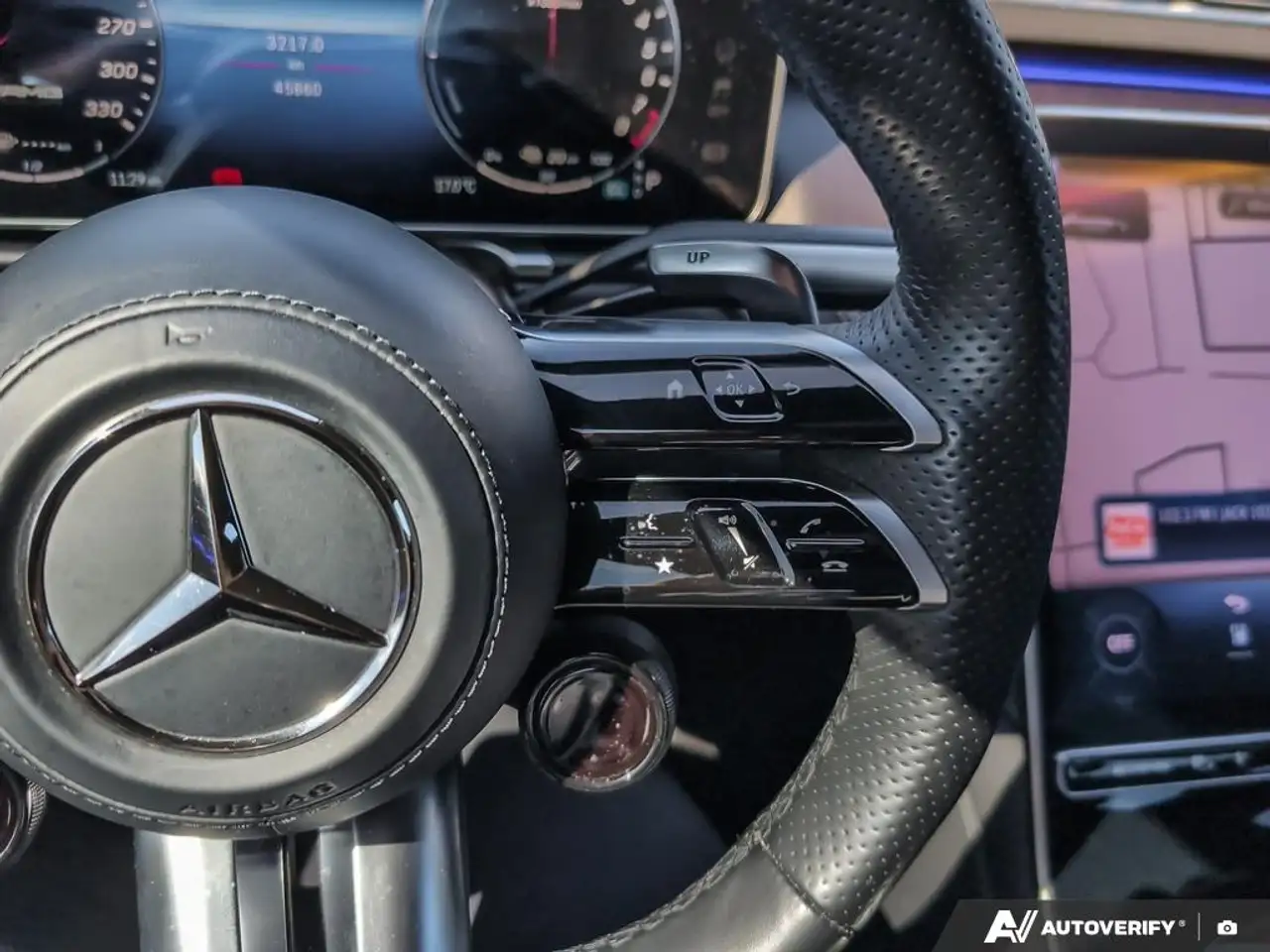 Mercedes-Benz S-Class - Image 15
