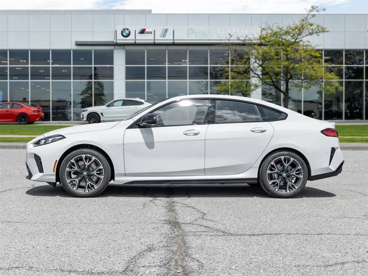 BMW 2 Series - Image 4