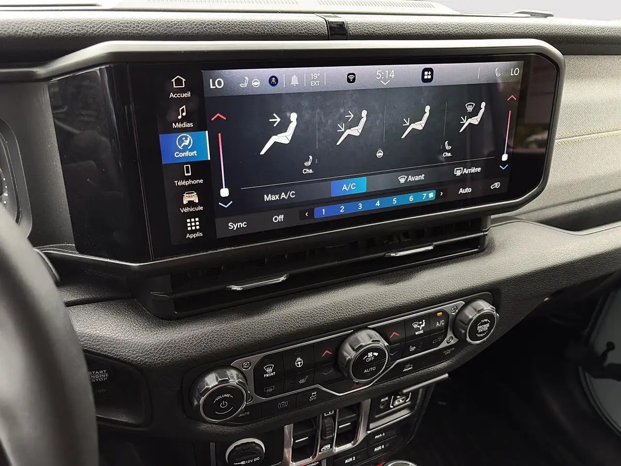 Jeep Wrangler - Image 23