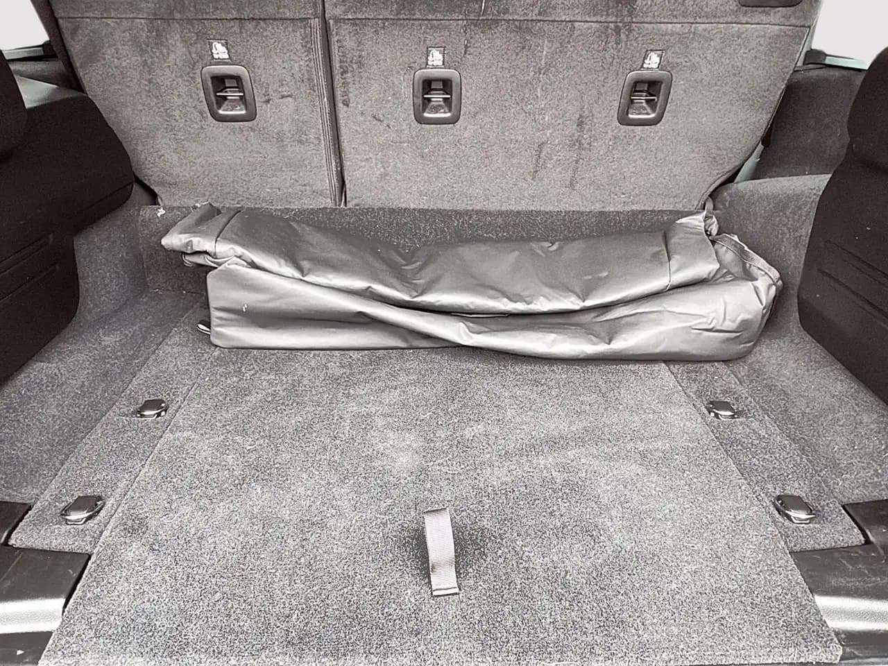 Jeep Wrangler - Image 34