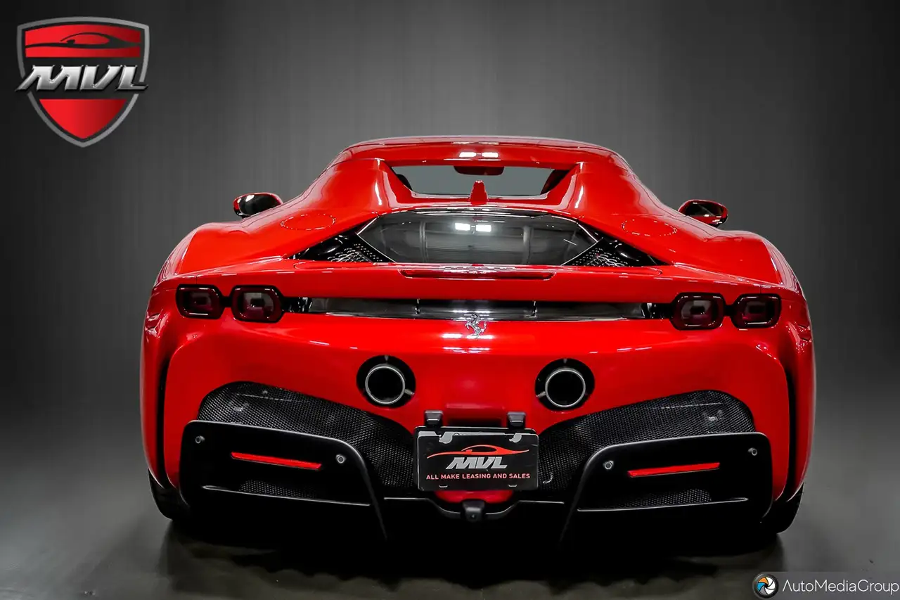 Ferrari SF90 Spider - Image 10