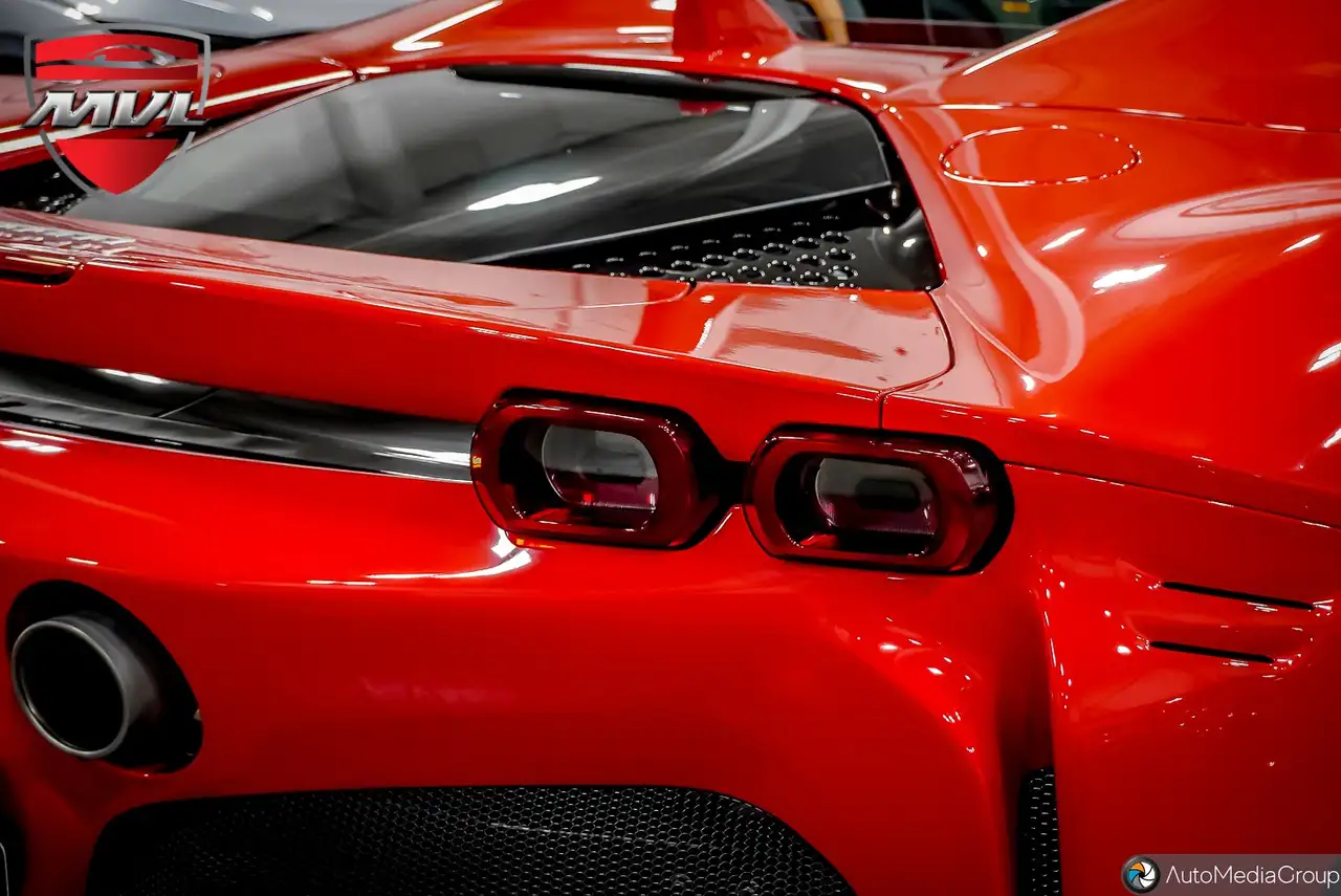 Ferrari SF90 Spider - Image 7