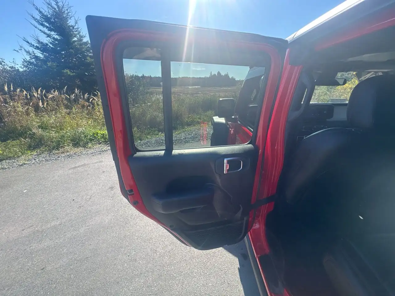 Jeep Wrangler - Image 35