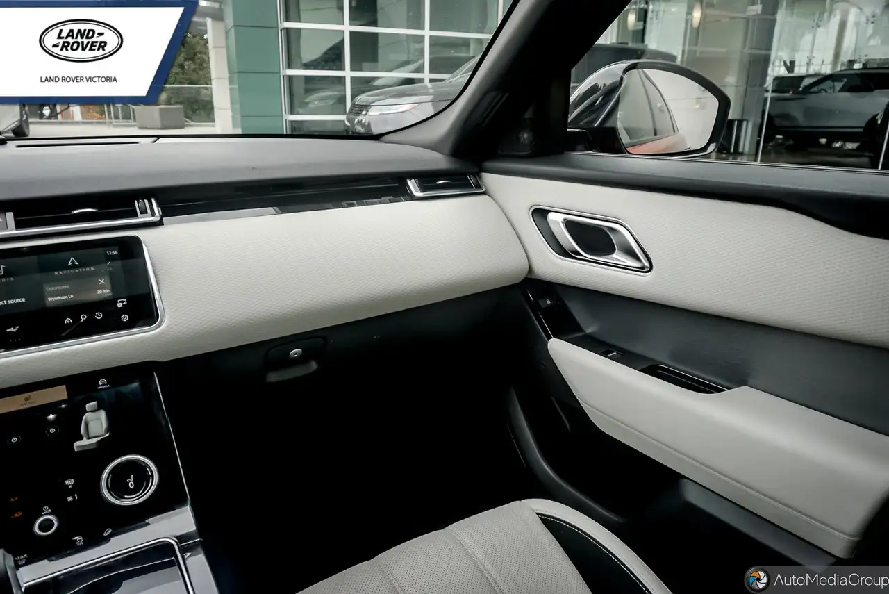 Land Rover Range Rover Velar - Image 22