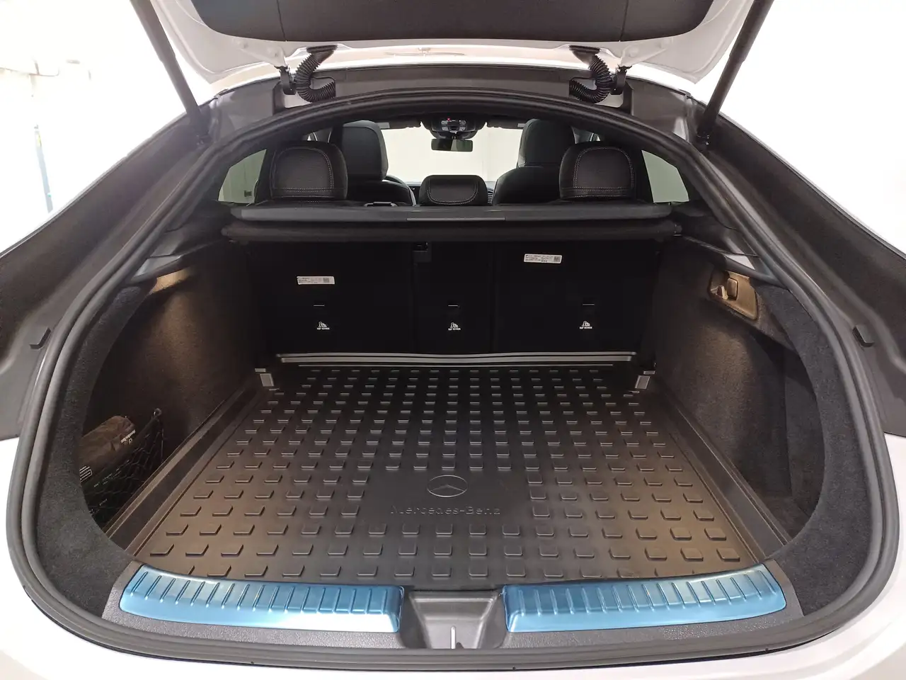 Mercedes-Benz GLE - Image 25