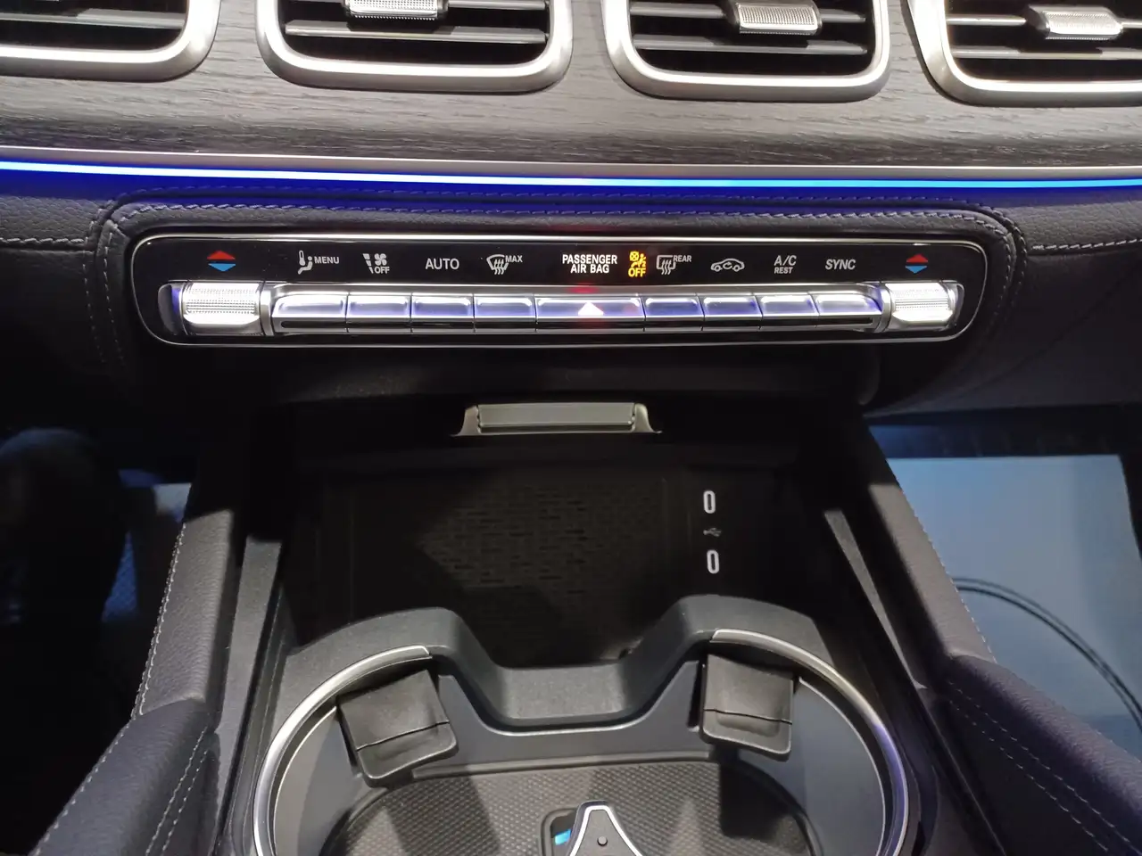 Mercedes-Benz GLE - Image 11