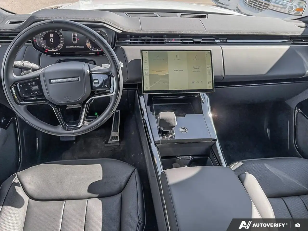 Land Rover Range Rover Sport - Image 23