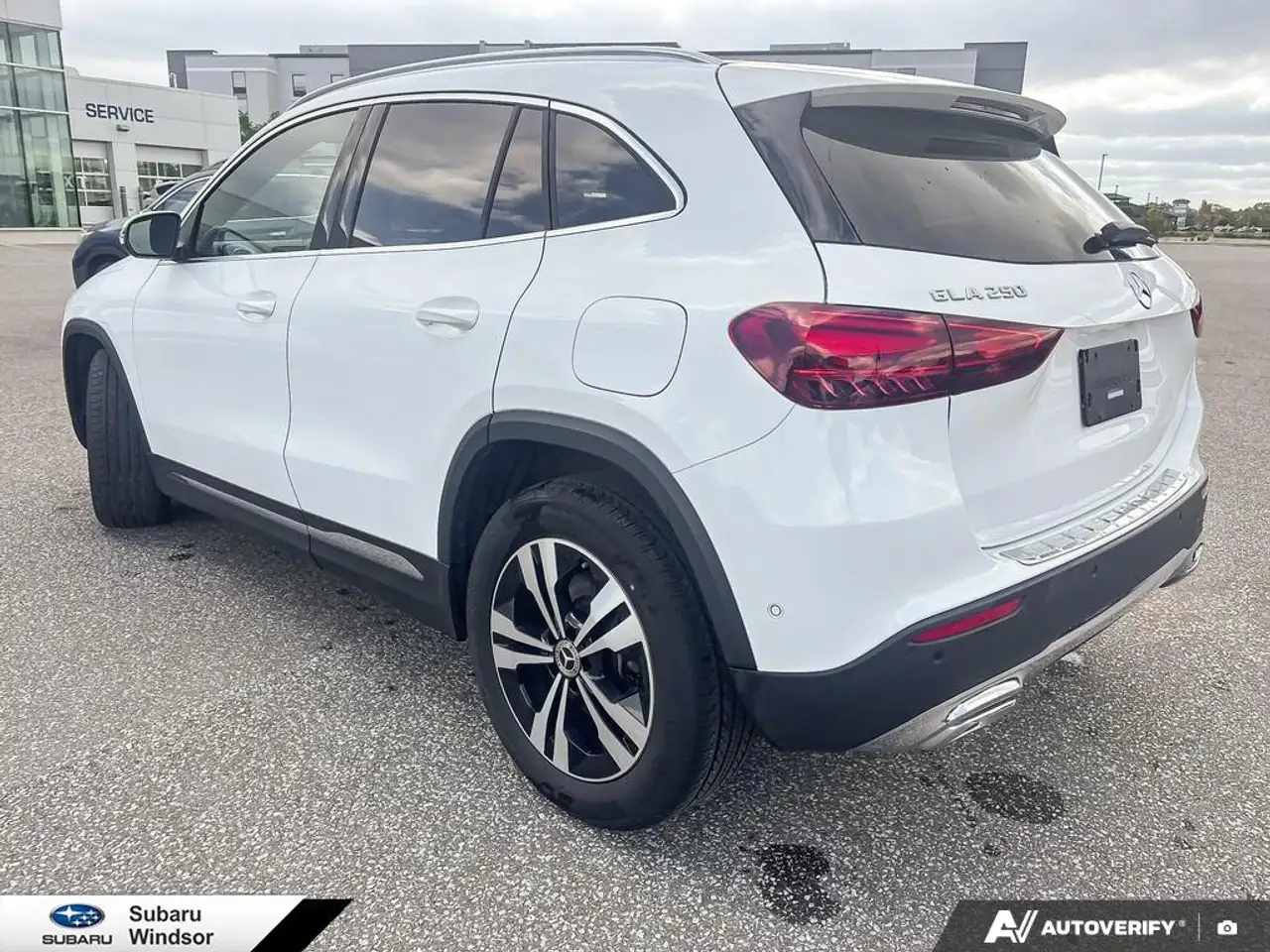 Mercedes-Benz GLA - Image 11