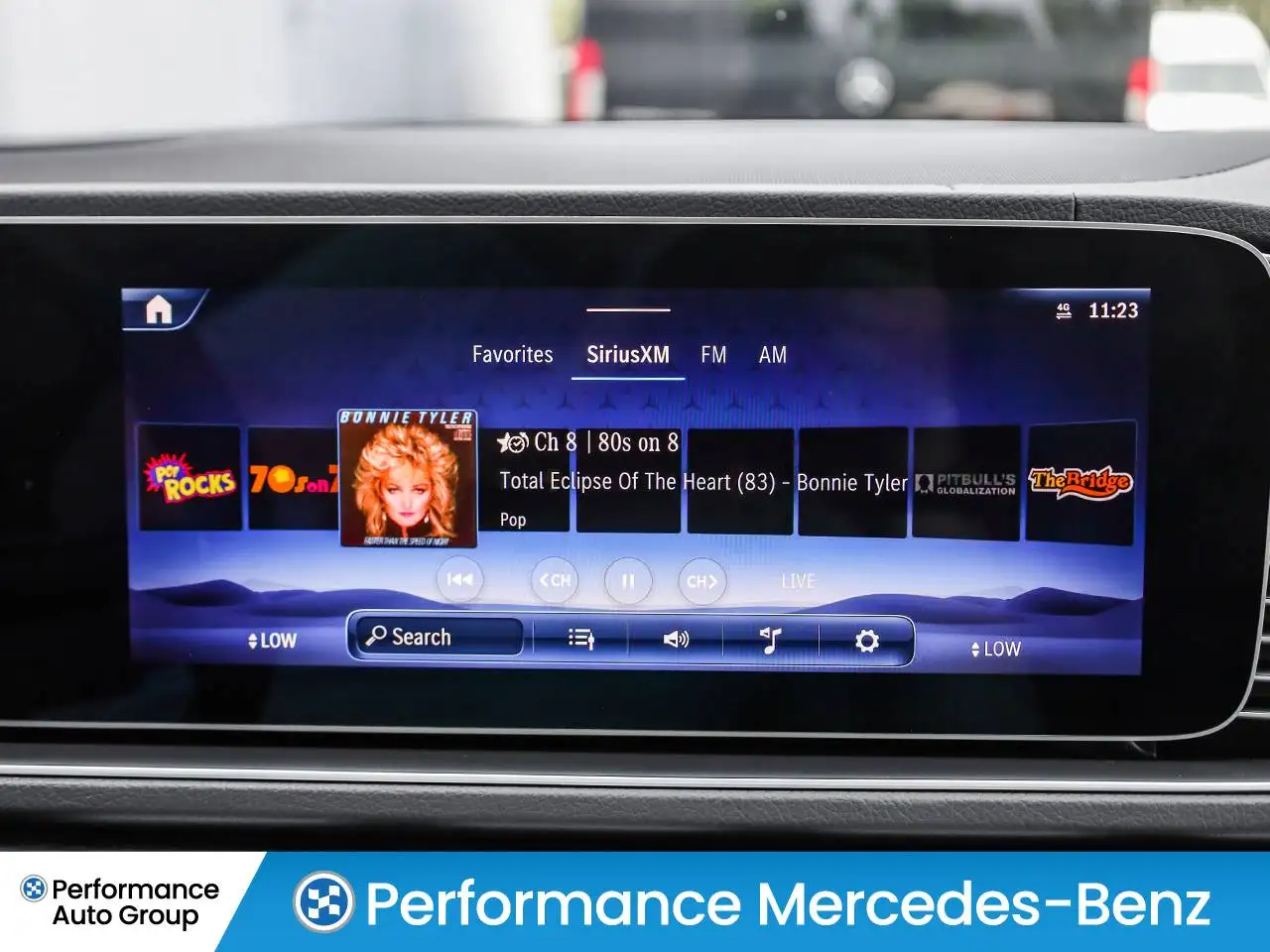 Mercedes-Benz GLE - Image 23