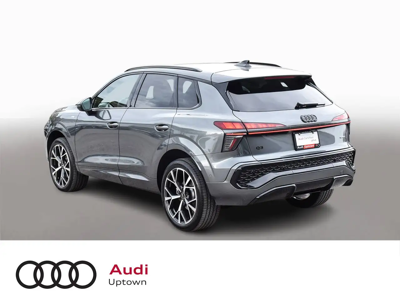 Audi Q3 - Image 7