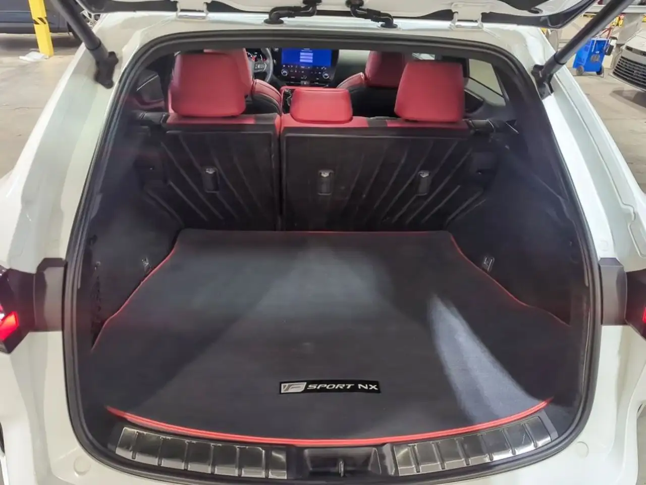 Lexus NX - Image 12
