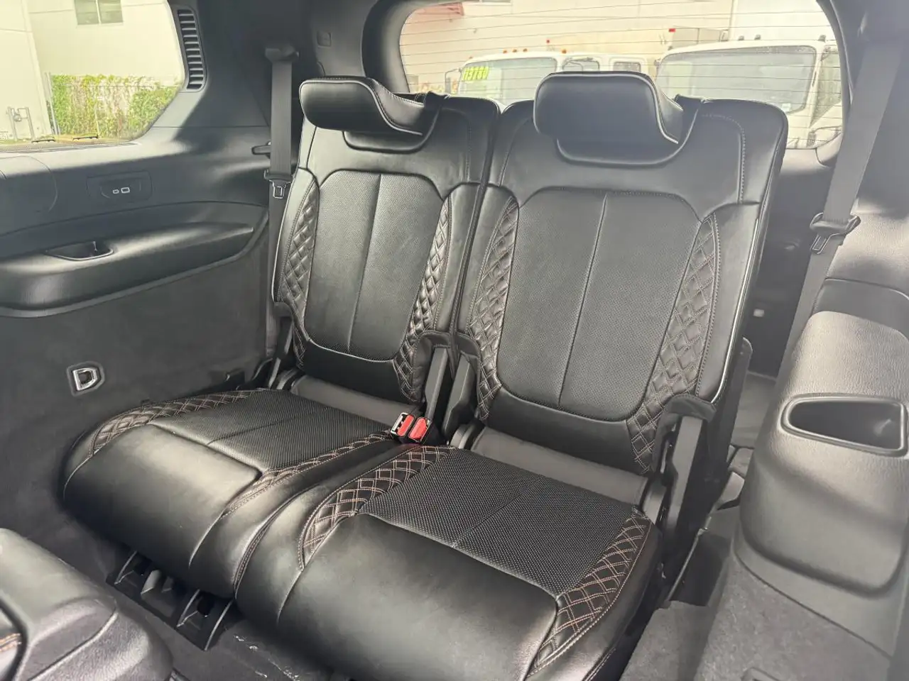 Jeep Grand Cherokee - Image 32
