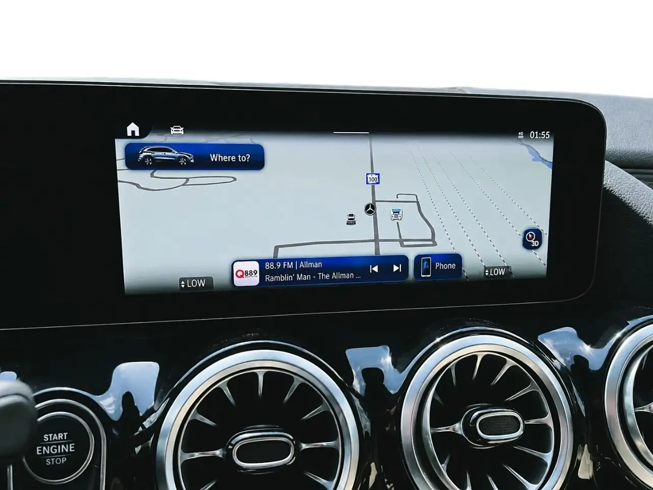 Mercedes-Benz GLA - Image 18