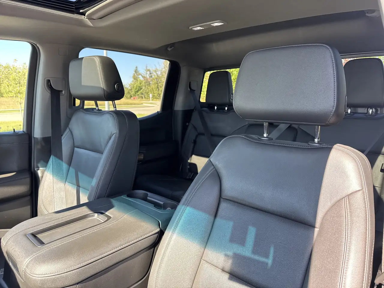 Chevrolet Silverado 1500 - Image 5