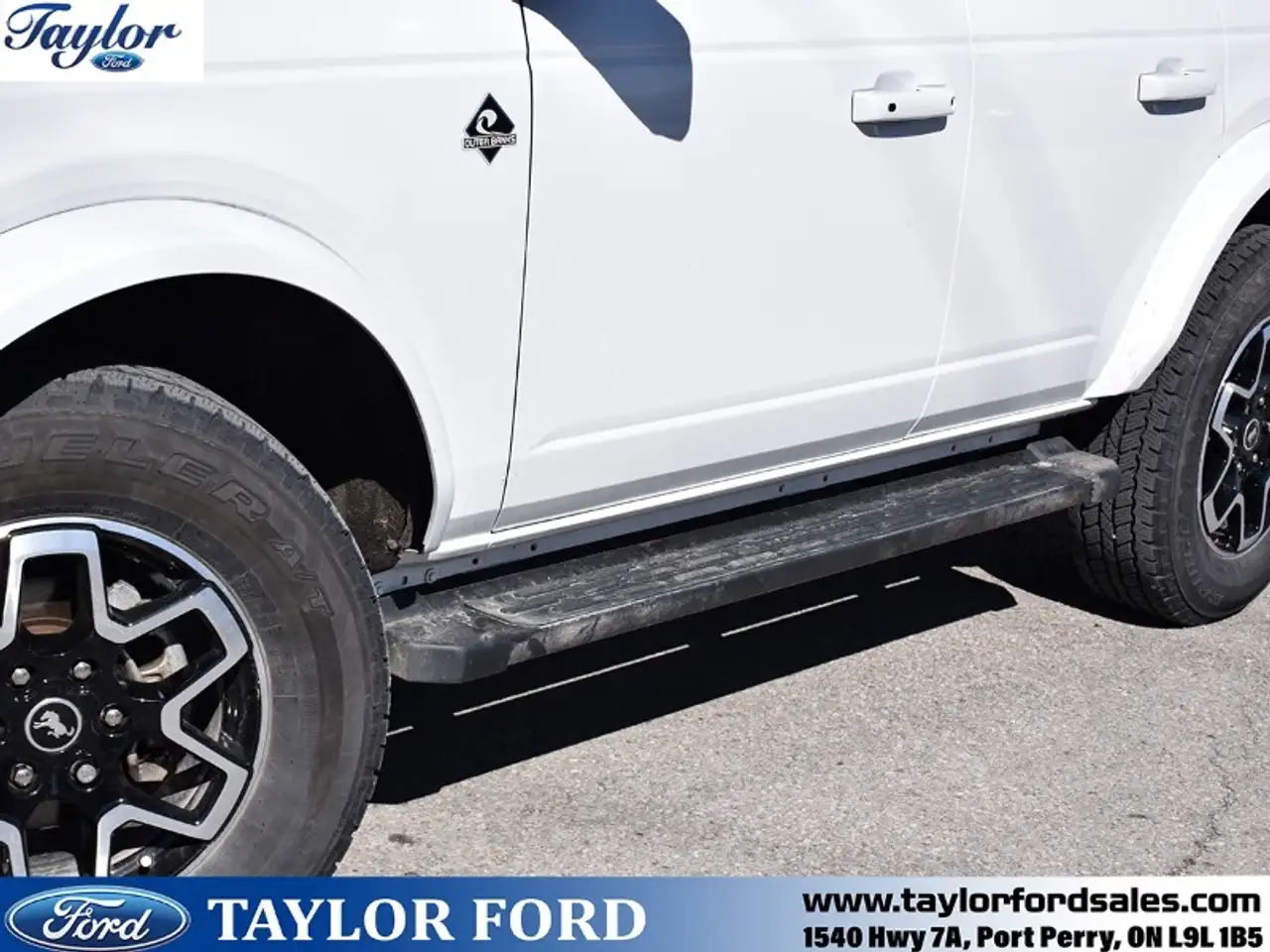 Ford Bronco - Image 3