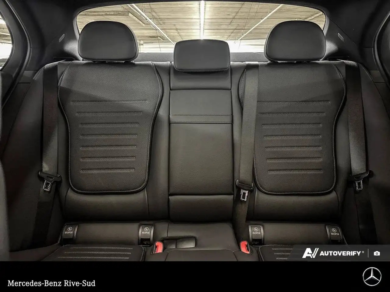 Mercedes-Benz C-Class - Image 13