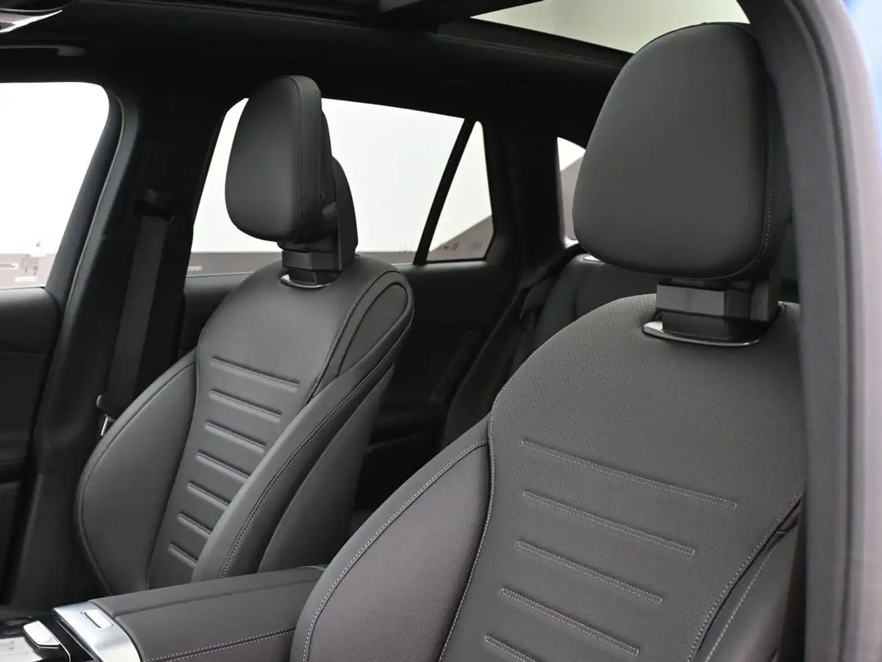 Mercedes-Benz GLC - Image 15