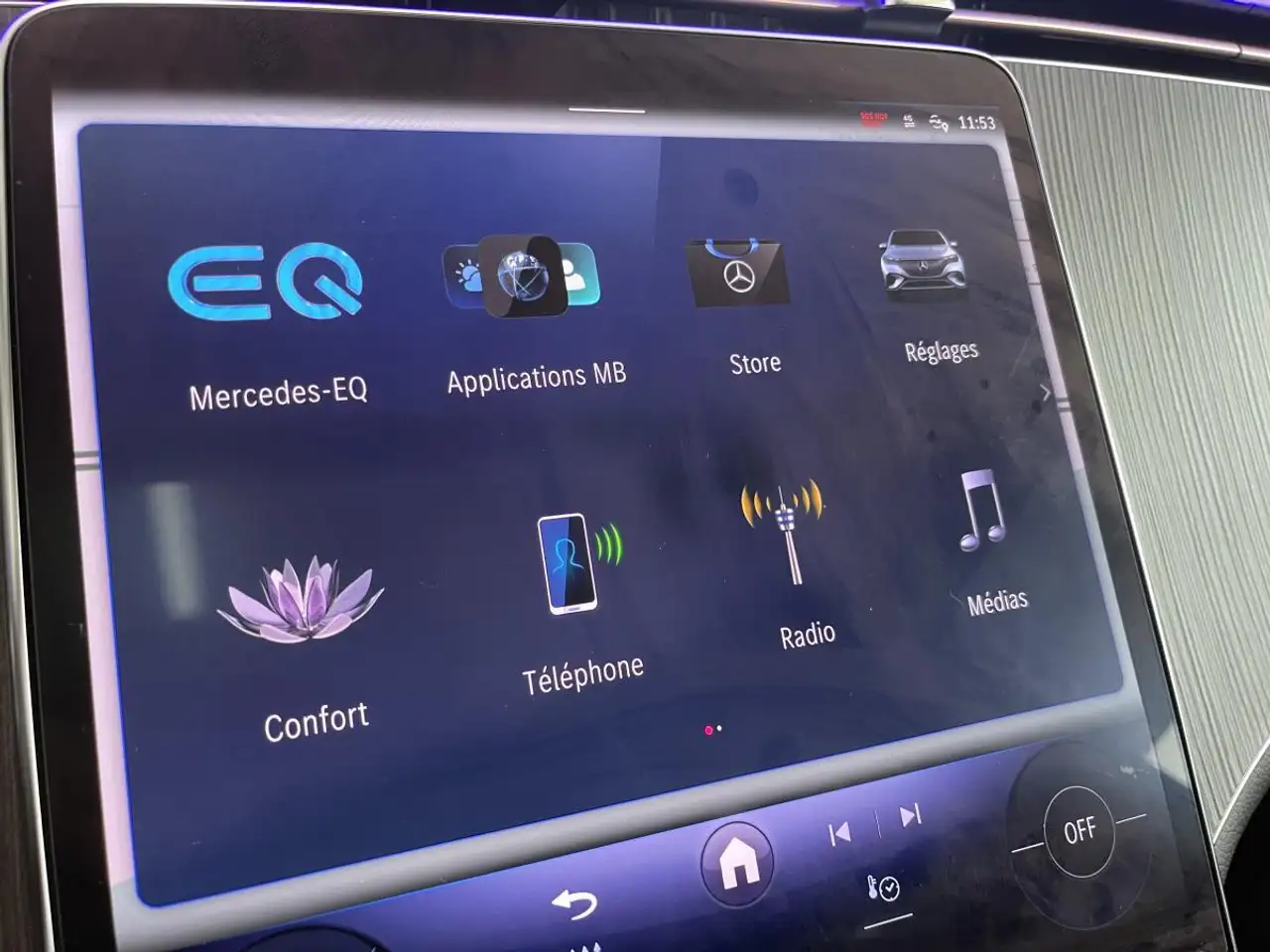 Mercedes-Benz EQE - Image 19
