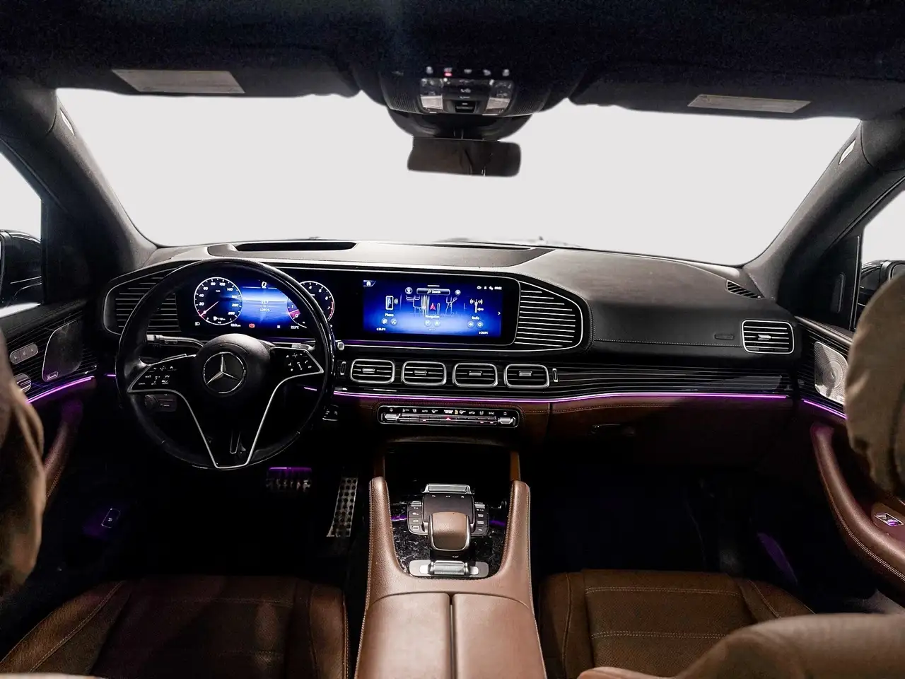 Mercedes-Benz GLS - Image 20
