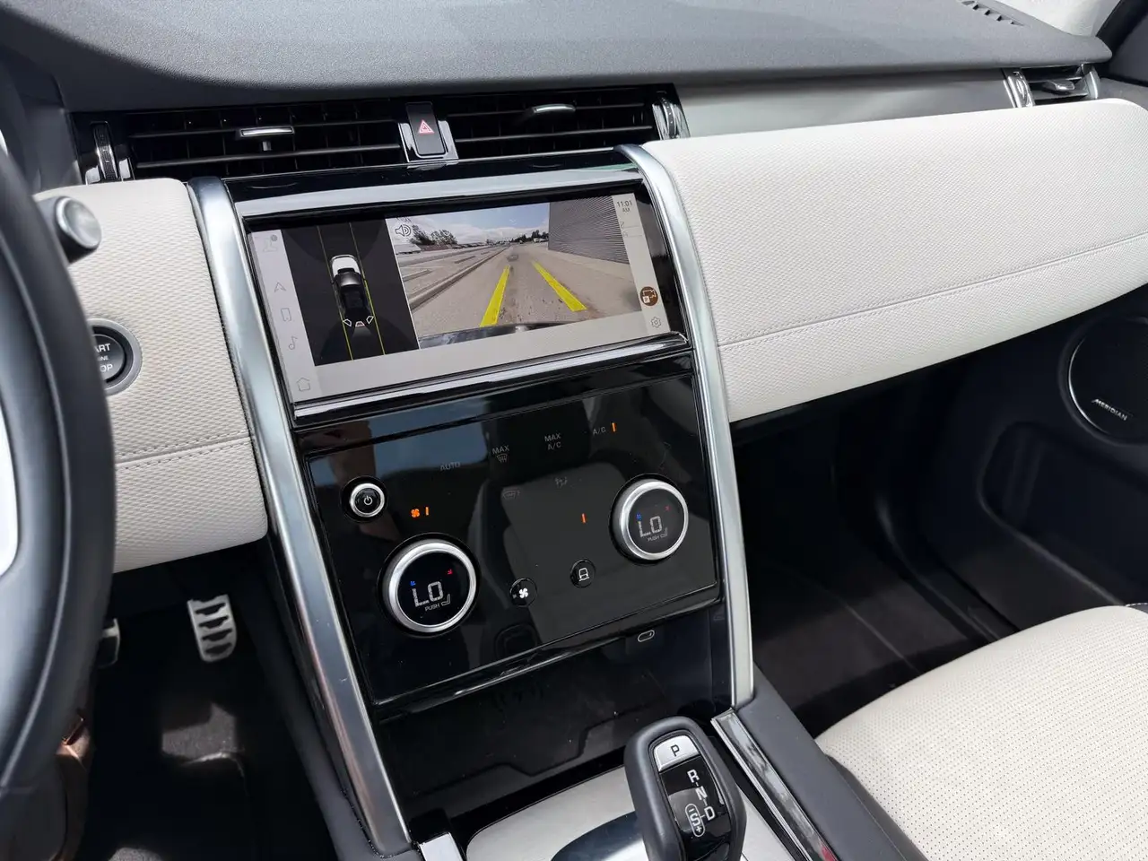 Land Rover Discovery Sport - Image 19