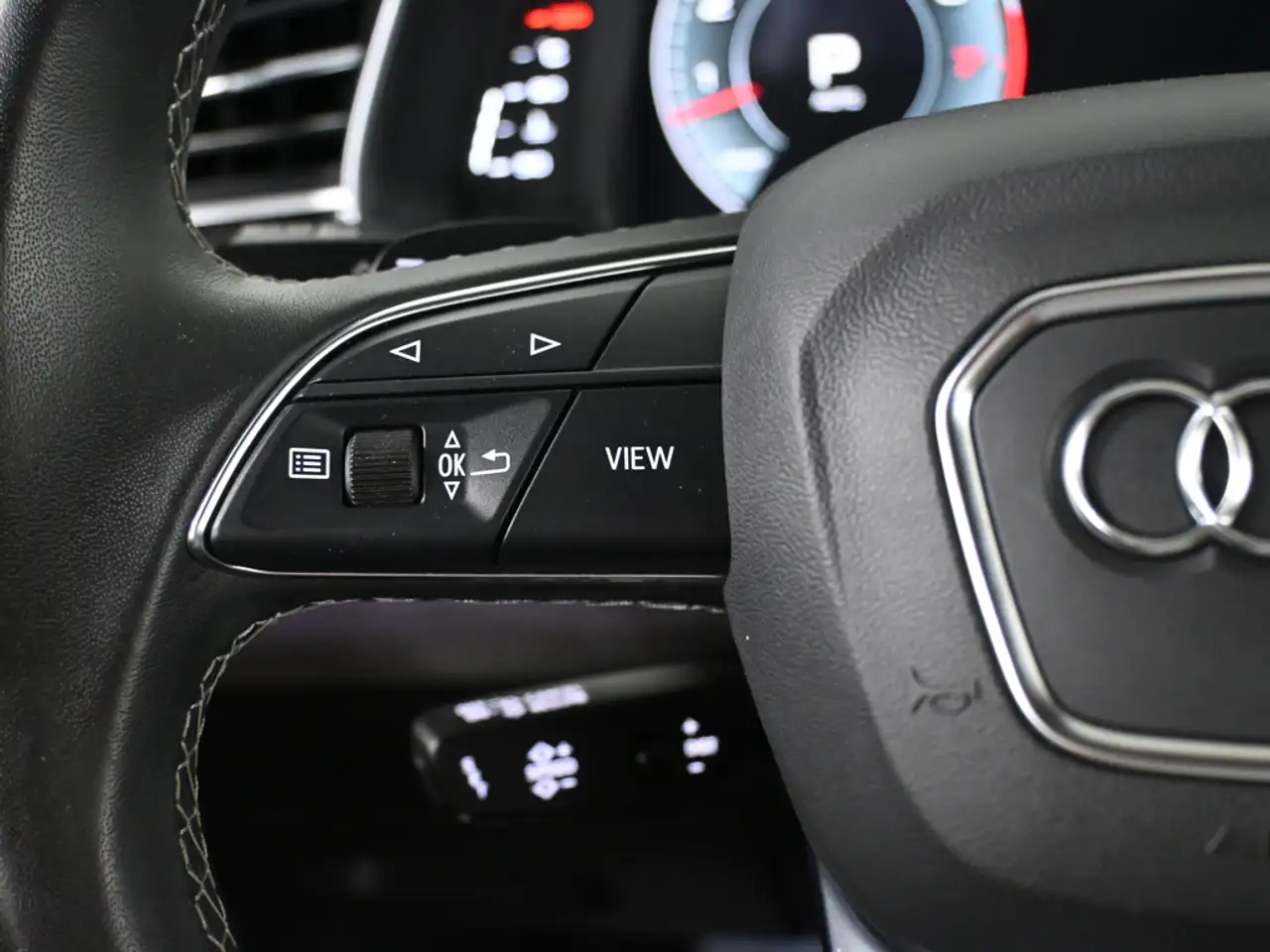 Audi Q8 - Image 14