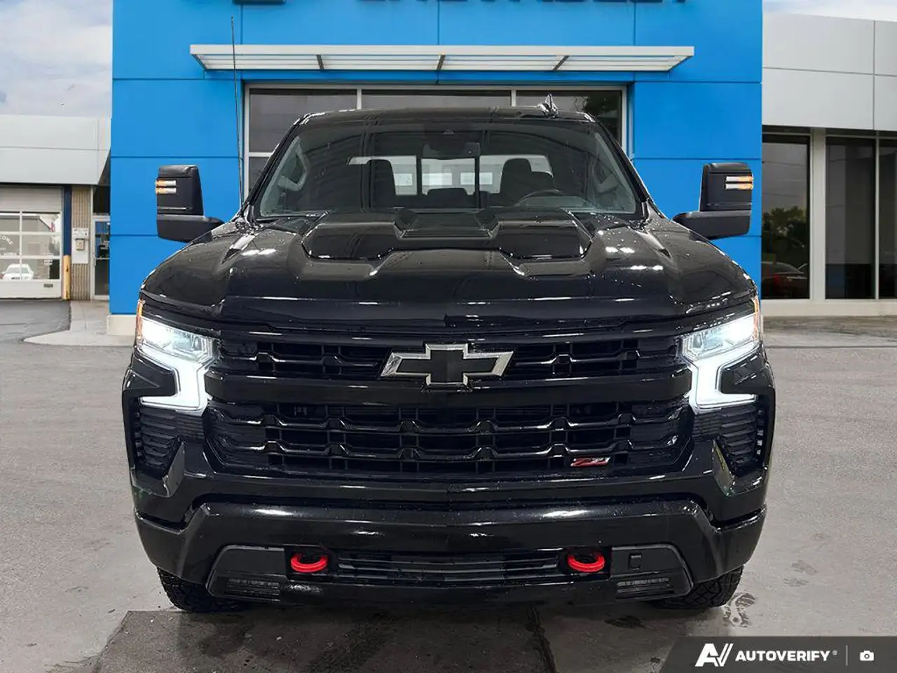 Chevrolet Silverado 1500 - Image 8