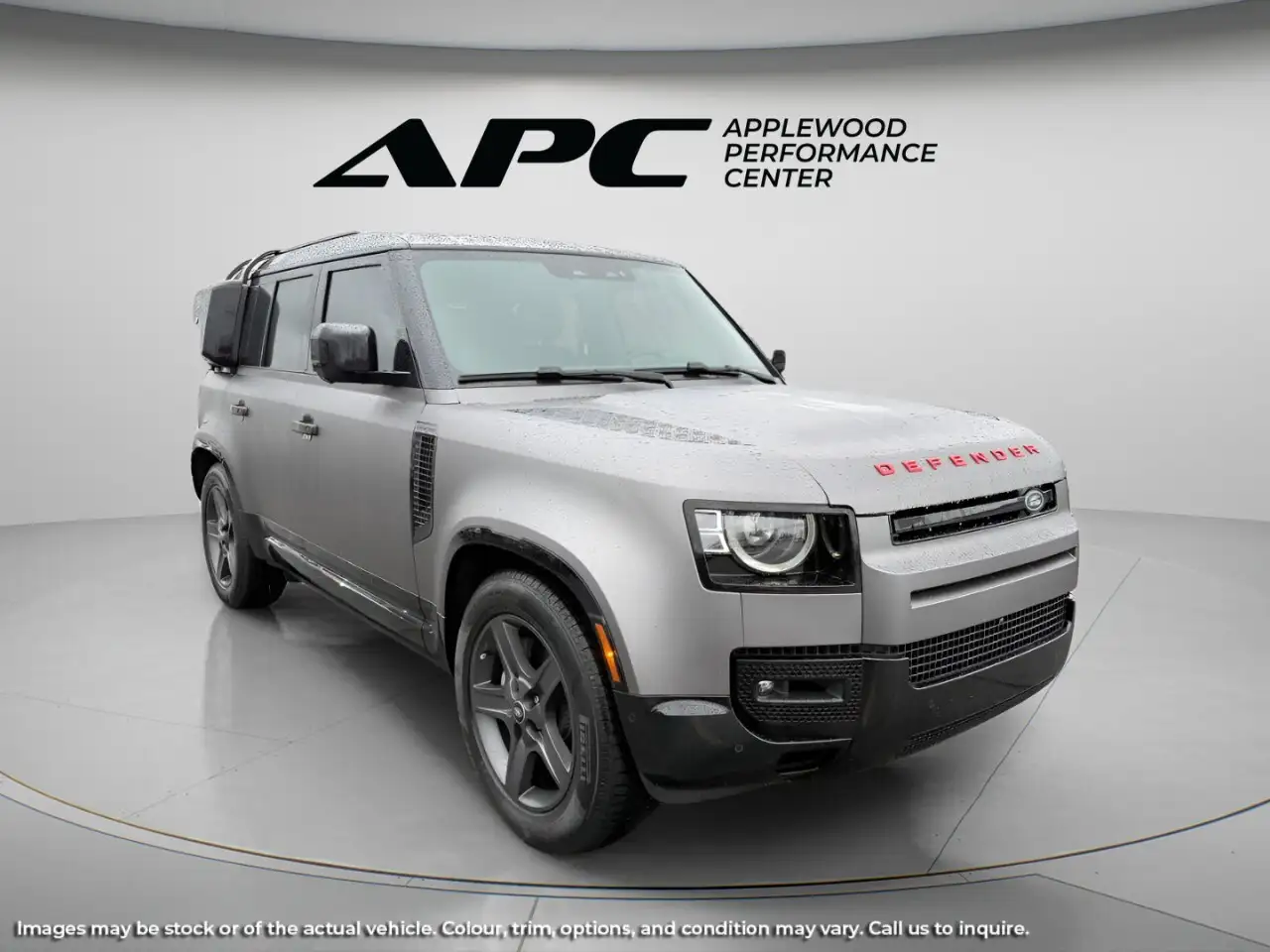Land Rover Defender - Image 5