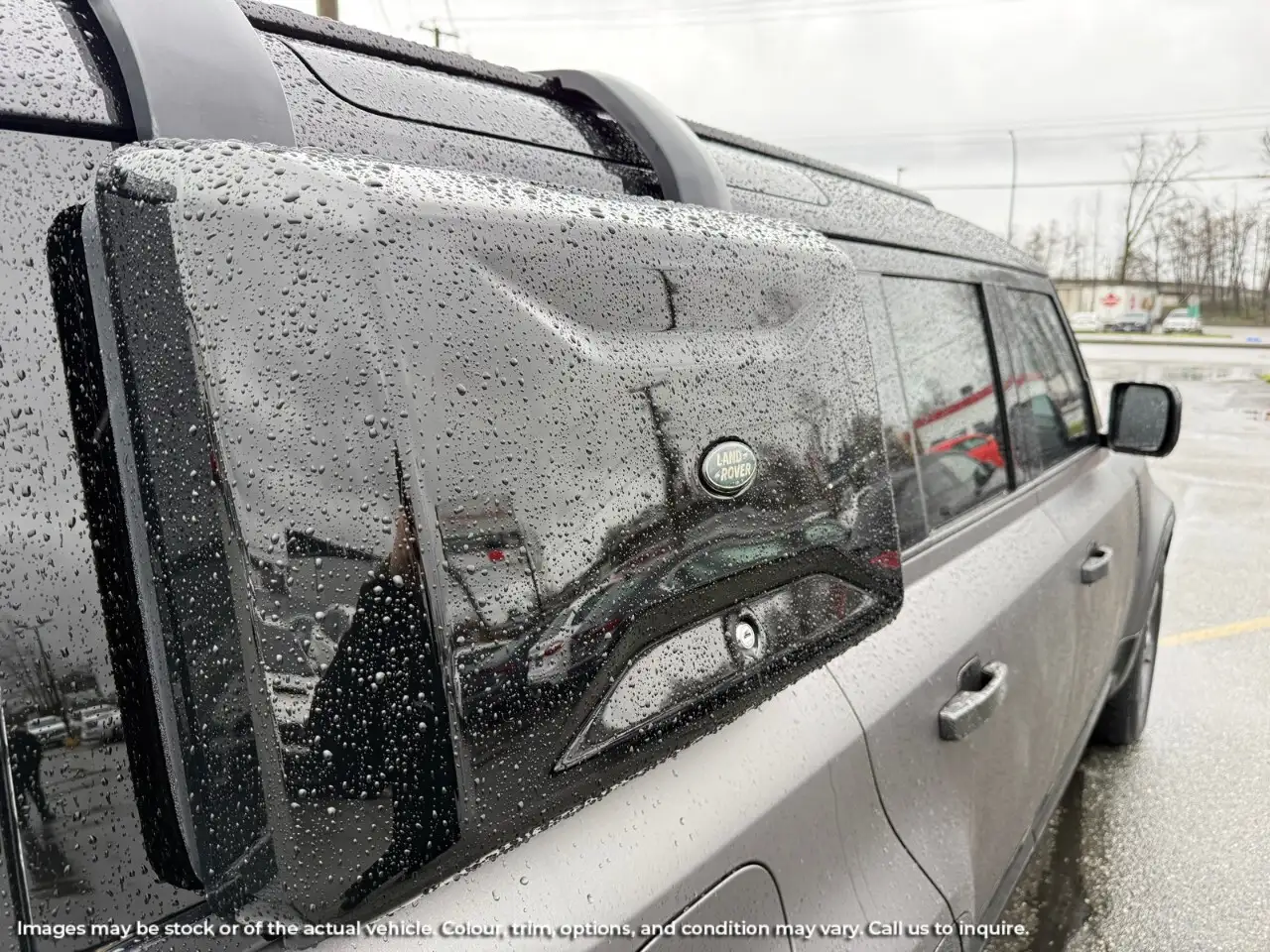 Land Rover Defender - Image 37