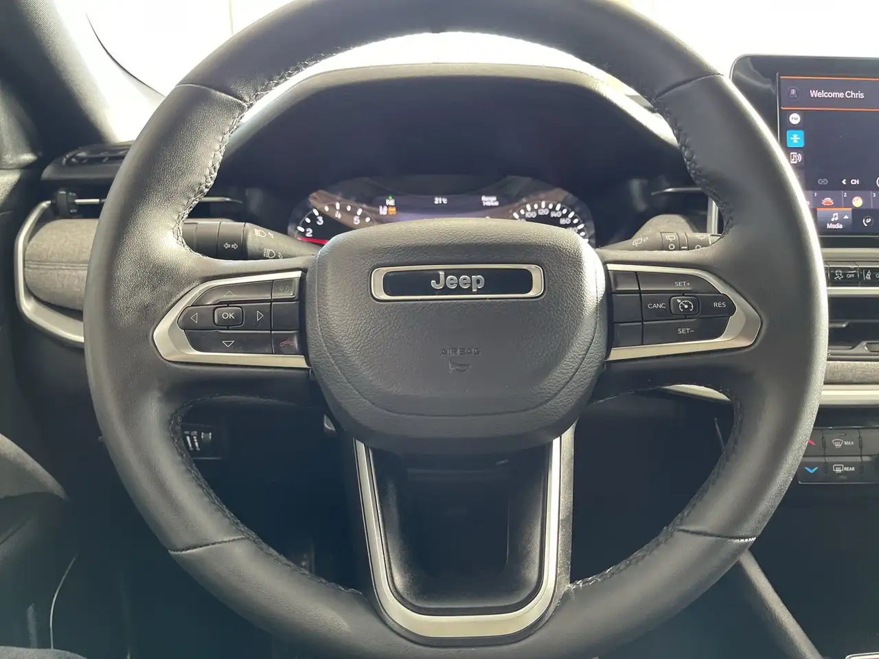 Jeep Compass - Image 22