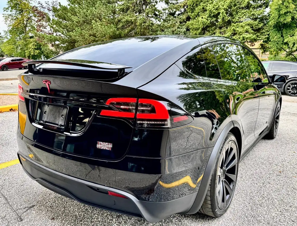 Tesla Model X - Image 6