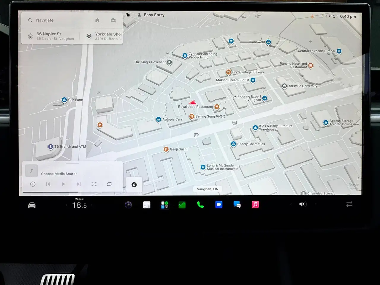 Tesla Model X - Image 15