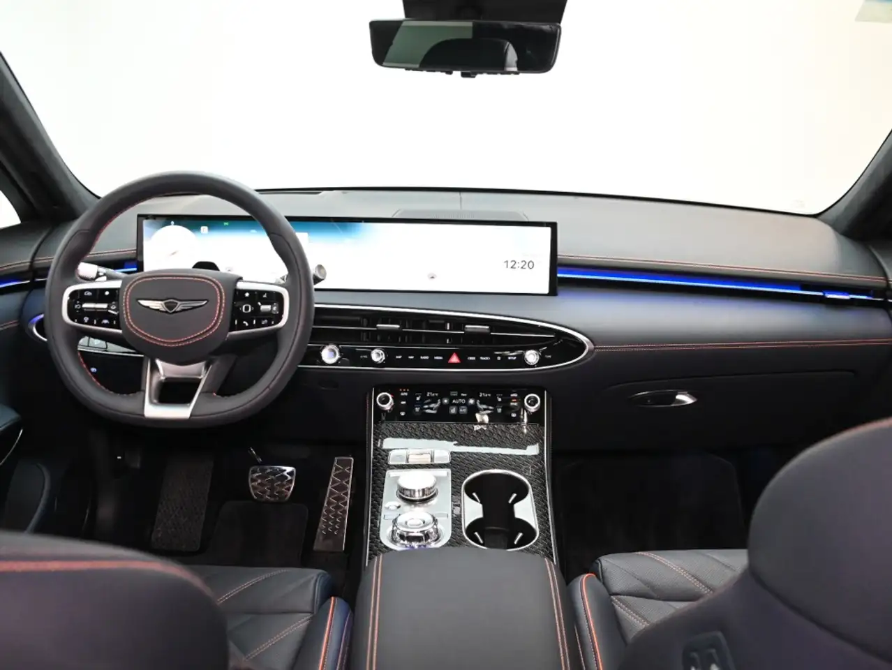 Genesis GV70 - Image 21