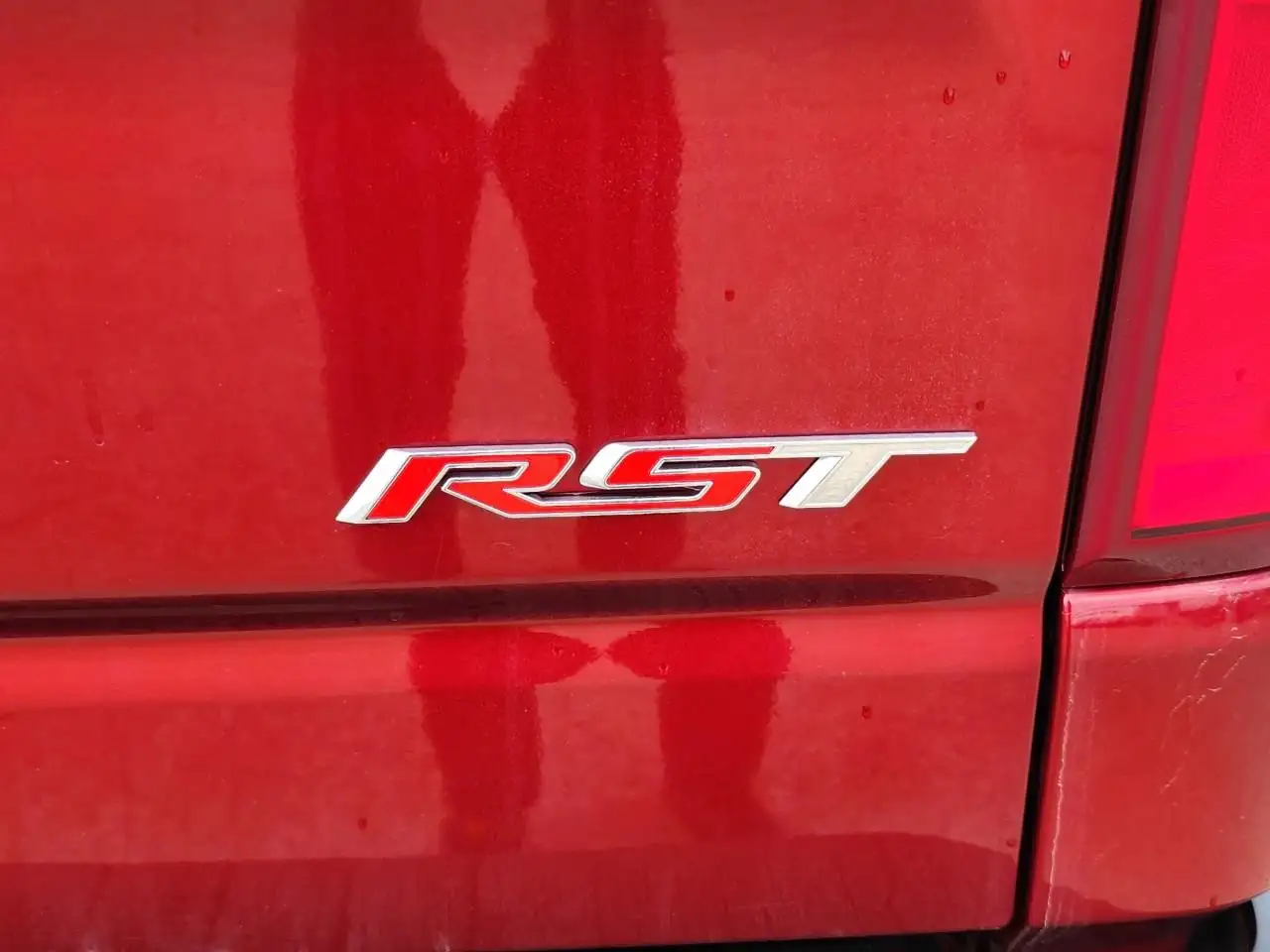 Chevrolet Silverado 1500 - Image 15