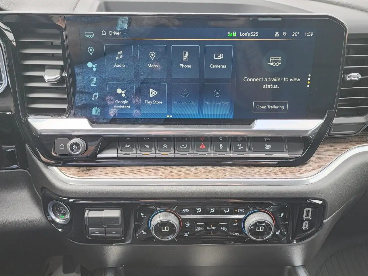 Chevrolet Silverado 1500 - Image 24