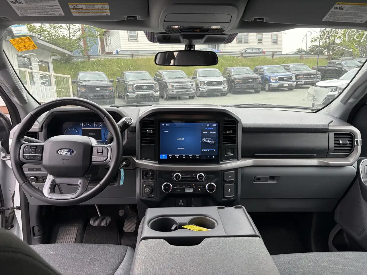 Ford F-150 - Image 25