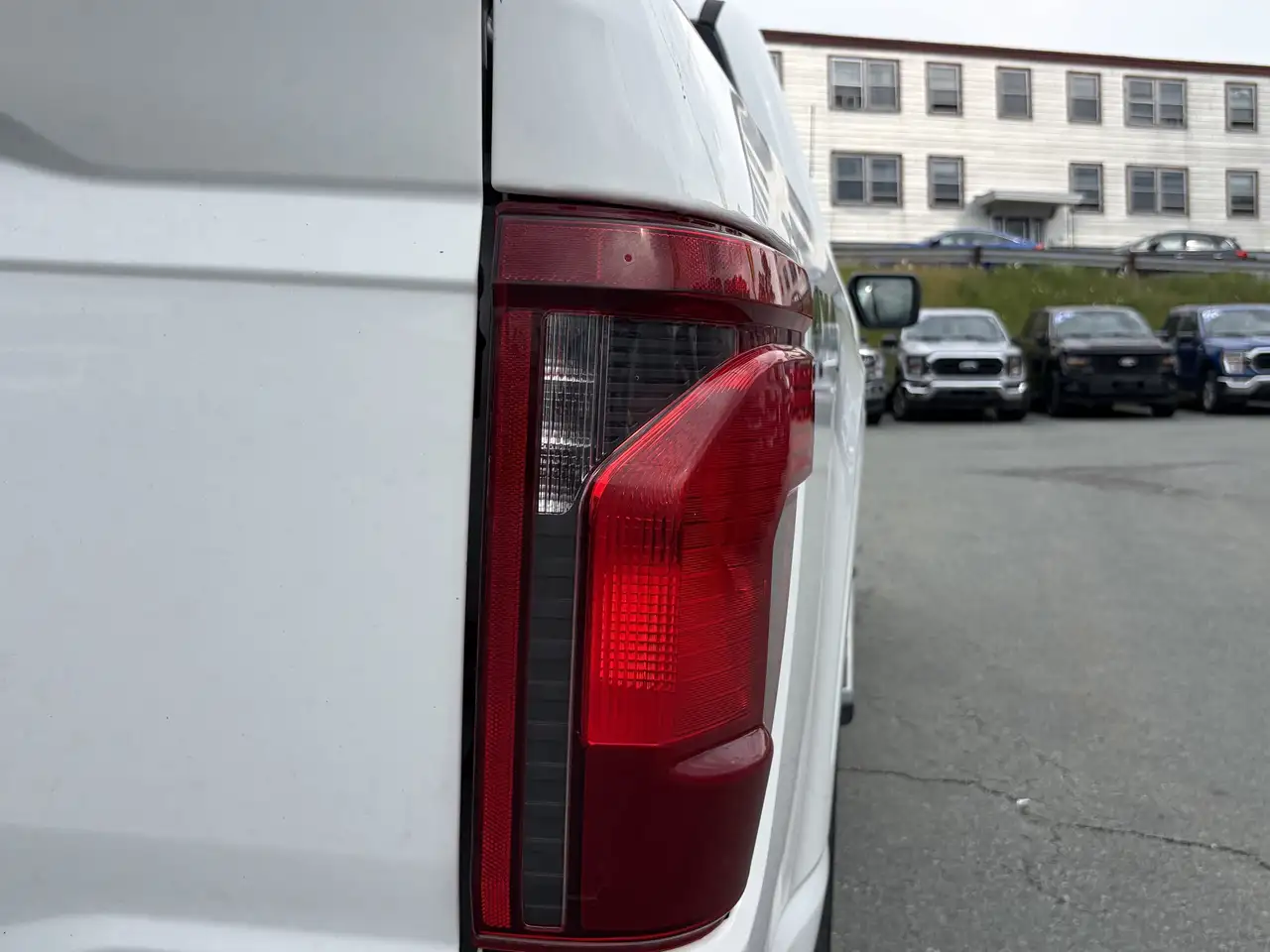 Ford F-150 - Image 11